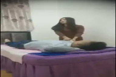 Pijat Terapis Seksi Berlanjot Bersetubuh Hot
